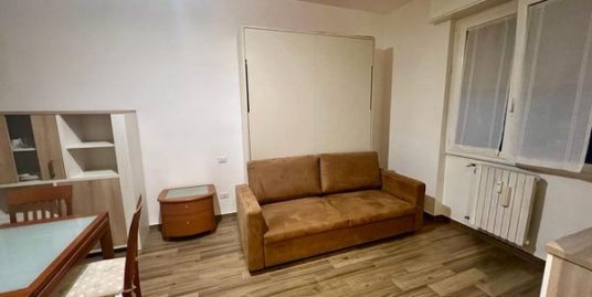 Monolocale in affitto in Largo Promessi Sposi 10, Famagosta