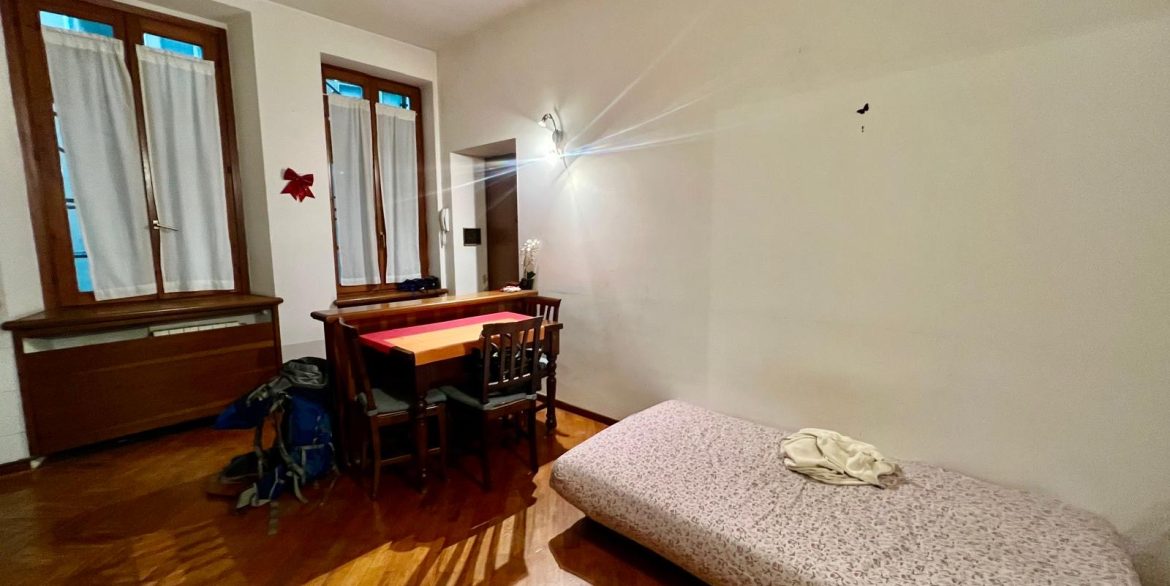 a14baeec-948a-4f33-9420-cceb9bf379d4