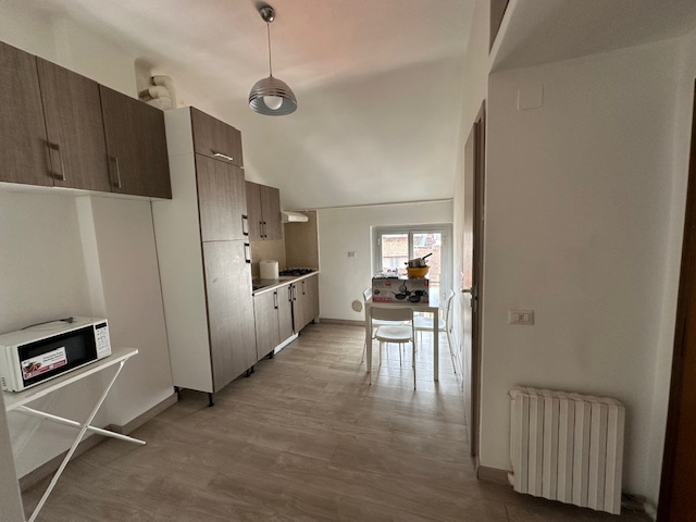 Appartamento in affitto in Via Ampola