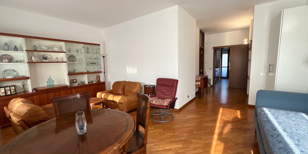 WhatsApp Image 2026-03-27 at 11.47.05 (1)