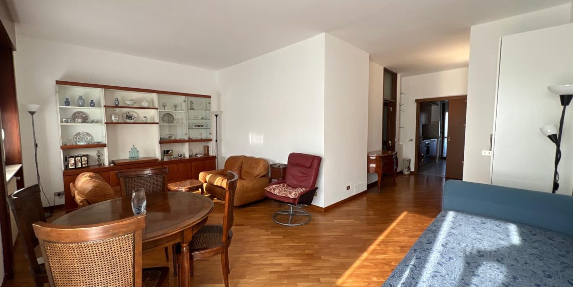 WhatsApp Image 2026-03-27 at 11.47.05 (2)