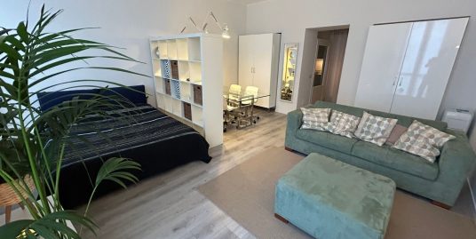 Monolocale in affitto in Via San Maurilio s.n.c., Milano