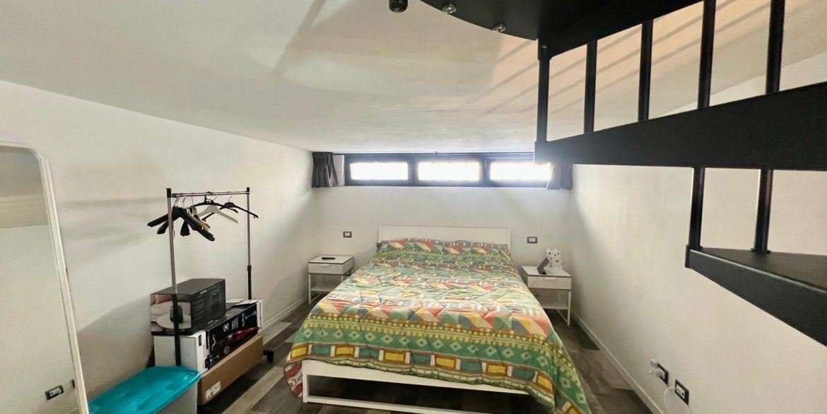 7b4e64c4-abb3-4579-a600-1f505f01f245